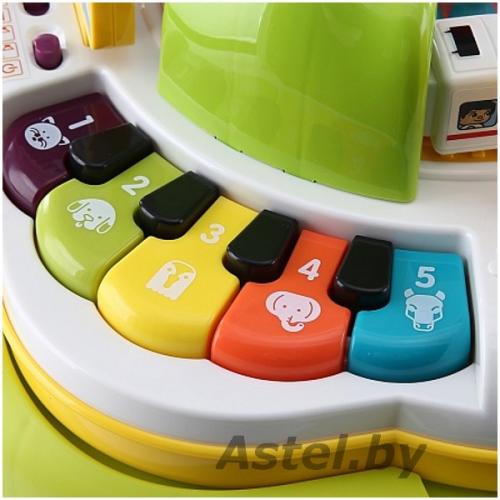 PITUSO Развивающий столик Маленький водитель (свет,звук) 6876300