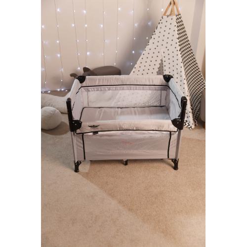 Манеж Martin noir Nearby Cozy Grey (опускной борт, 2 уровня, москитная сетка, сумка) светло-серый