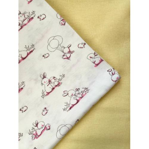 Пеленка трикотажная 90х100 см Зайчики с шариком (ТМ Пеленкино)