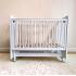 Кроватка детская Mila маятник колеса Белая (быстросъемная стенка, универсальный маятник) Мила