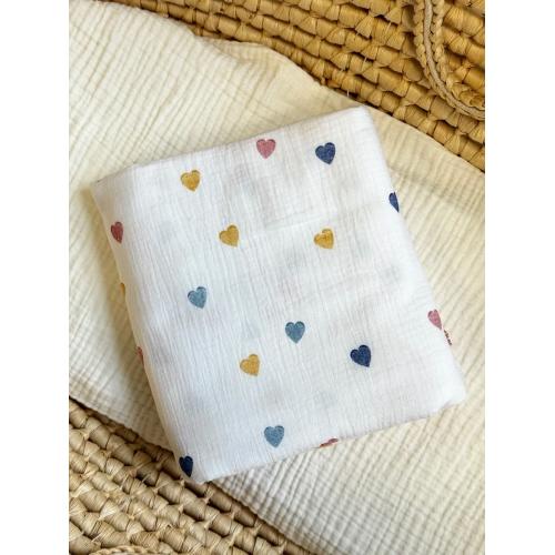 Непромокаемая многоразовая пеленка муслин 60х90 см Сердечки