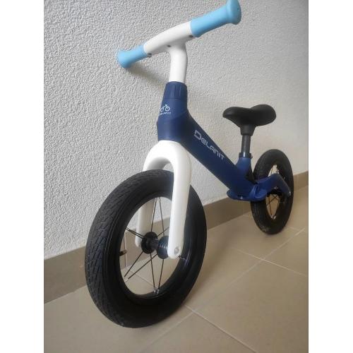 Детский Велосипед-беговел Delanit В06-Blue (колеса надувные 12')