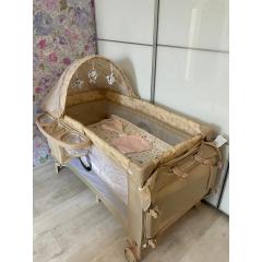 Кровать-манеж Lionelo Sven Plus (Beige Latte) Бежевый Латте  (2 уровня, игрушки, крыша)