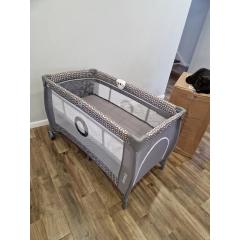 Кровать-манеж Lionelo Sven Plus (Grey Scandi) серый (2 уровня, игрушки, крыша)